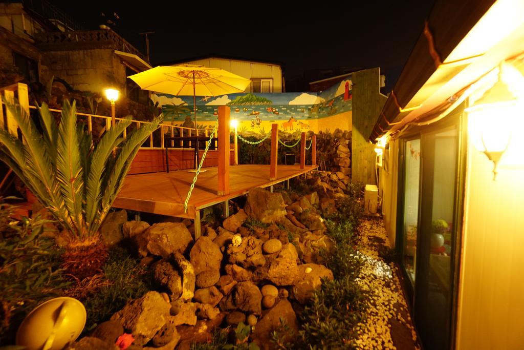 Villa Little Haenyeo à Jeju Extérieur photo